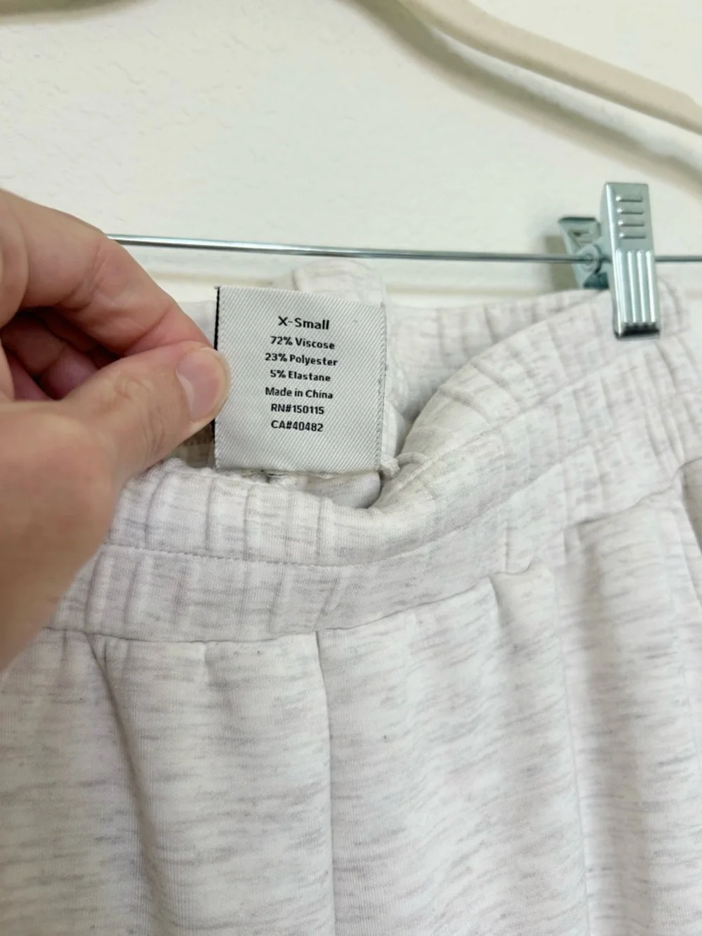 Varley Catherine Half-Zip Sweat & The Cargo Pant Set in Ivory Marl - Picture 11 of 12